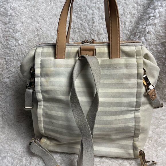 Skip Hop High line convertible Diaper Bag Beige & gray canvas tan leather straps - Picture 2 of 16